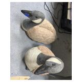 2 Pc - Porcelain Porch Geese