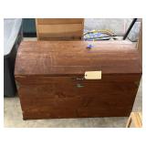 Cedar Camel Back Trunk & Tray