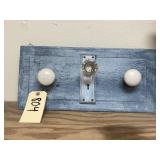 Vintage Door Knob Wall Dï¿½cor 19"