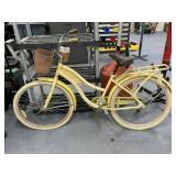 Huffy Bicycle w/Basket