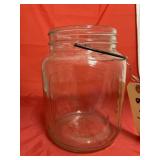 Glass Jar w/handle