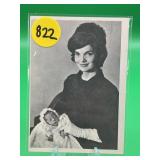 SCARCE CARD 1964 TOPPS JACKIE O & JFK JR