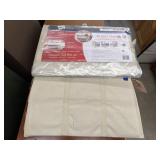 2 Vacuum Seal Space Saver Totes