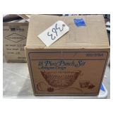 18 Pc Punch Bowl Set Arlington Design