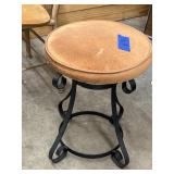 Metal Stool - 14"x18"