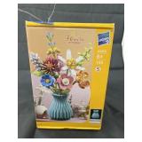 Flowers Building Block Series Vase in box