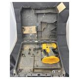 18V DeWalt Drill in Case - no chargers