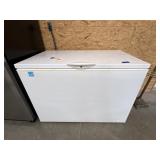 Frigidaire Chest Freezer 48"L x 28"W x 35"H