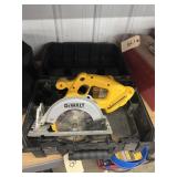 DeWalt 18V Circular Saw w/Charger - no battery