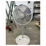 Lasko Floor Fan 22"Dia