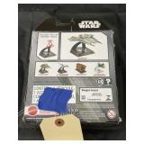 Star Wars Hot Wheels Gauntlet in Pkg