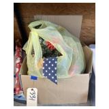 Box of Assorted Fall Dï¿½cor