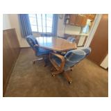 Dining Table w/4 Rolling Cushioned Chairs