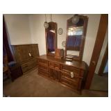 Dresser w/2 Mirrors 64'L x 18'W x 31'H