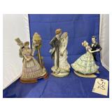 3 - Figurines