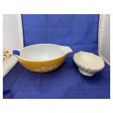 Pyrex Princess Mixing Bowl - Butterfly Gold