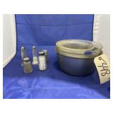 2 - GE Glass Mixing Bowls - Baking Pan