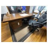Vintage Desk w/Office Chair - Contents Not Incl