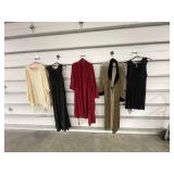 5 Pcs Ladie's Clothing - Robes & Dresses Sz XL