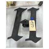 Metal 'H'