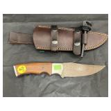 Damascus Steel 4-1/2' Fixed Blade Knife