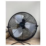 True Living Metal Fan 14'