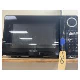 Frigidaire Microwave 18'L x 12'W x 11'H