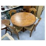 Round Dining Table w/4 Chairs 48'Dia x 30'H