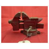 Companion 3-1/2' Table Vise