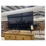 Vizio Flat Screen TV 42' - no remote