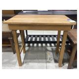 Wood Table 32'L x 20'W x 30'H