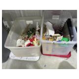 2 Plastic Totes w/Asst'd Dï¿½cor - Jewelry Stands