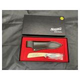 Schrade Scrimshaw 2-1/2' Fixed Blade Knife