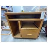 Rolling Microwave Stand 31'18'W x 30'H