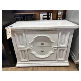 2-Drawer Night Stand 29'L x 16'W x 22'H