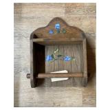 Painted Wood Shelf/Towel Rod 13'x19'x6'