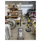 Pittsburgh Floor Jack - weight unk