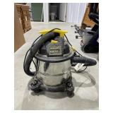 Stanley Shop Vac 5 Gal w/hose