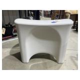 Plastic Seat 21'x13'x18'
