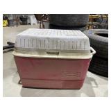 Rubbermaid Insulated Ice Chest