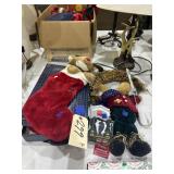 Assorted Holiday Dï¿½cor