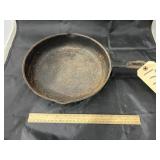 Cast Iron Skillet 10'