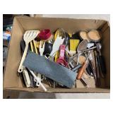 Assorted Kitchen Utensils