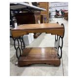 Wood/Horseshoe Side Table