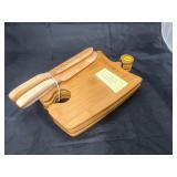 4 SP Richards Cuttings Boards - 2 Wooden Knives