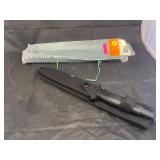 Gerber Fixed Blade Knife w/Nylon Sheath