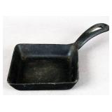 Antique Griswold 129 square egg skillet