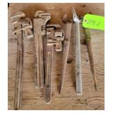 Spud Wrenches/ Pipe Wrench