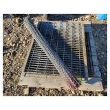 Fencing Pcs & 4 - Aluminum Floor Grates