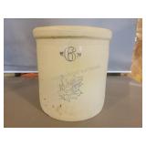 No 6 Crock